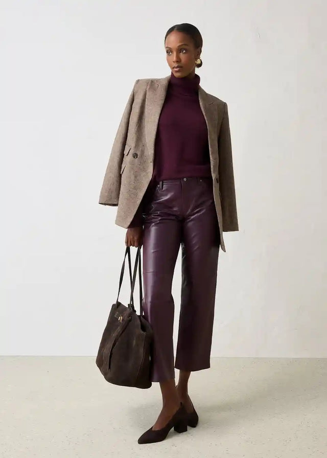 26089258