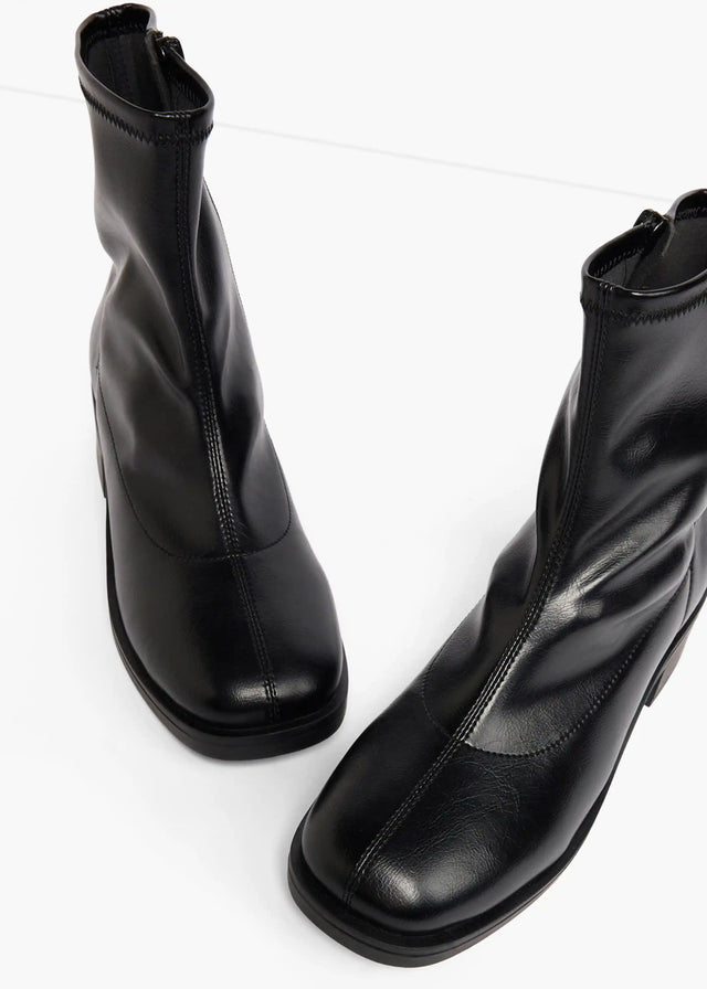 mainImage