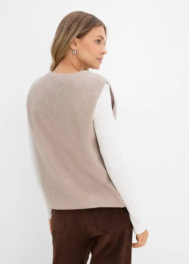 26101822