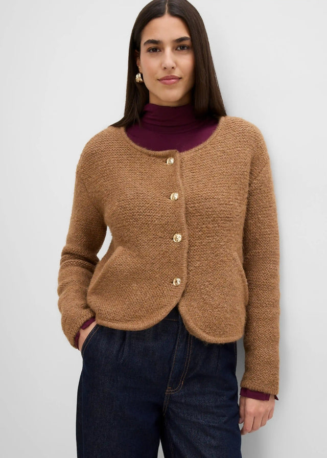 mainImage