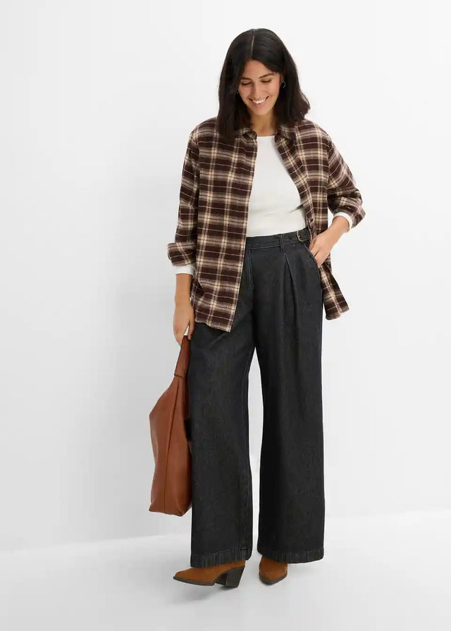 26103894