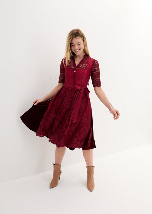 Dirndl s pregačom s vezom