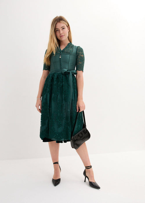 Dirndl s pregačom s vezom