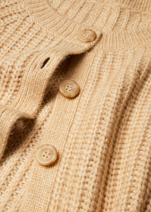 Oversize pletena vesta