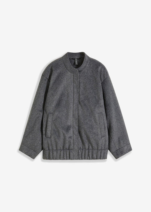 Oversize bomber jakna u izgledu vune