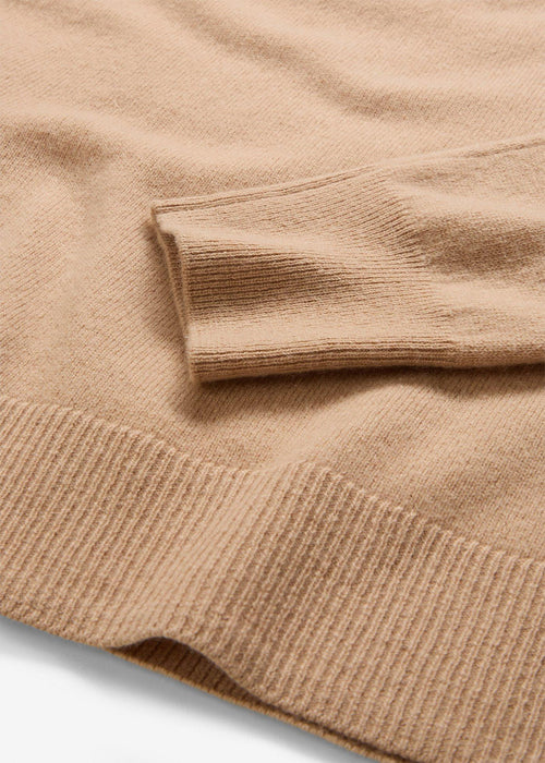 Dolčevita s udjelom kašmira prema Good Cashmere Standard®-u