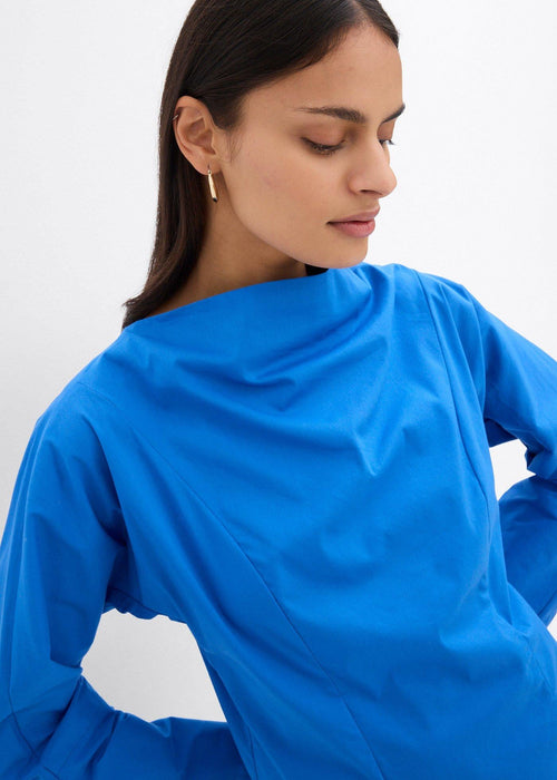 Bluza sa širokim izrezom