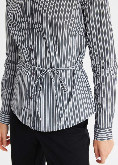 Prugasta bluza s trakom za vezanje
