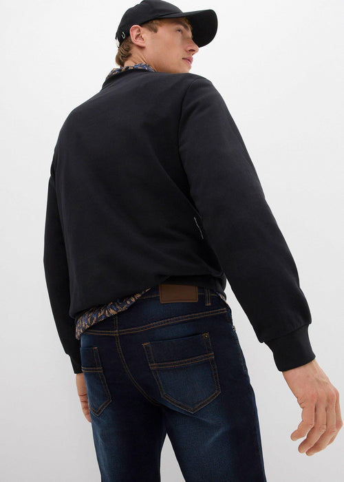 Klasične stretch traperice bootcut kroja