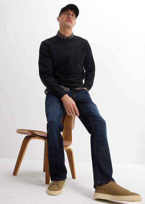 Klasične stretch traperice bootcut kroja