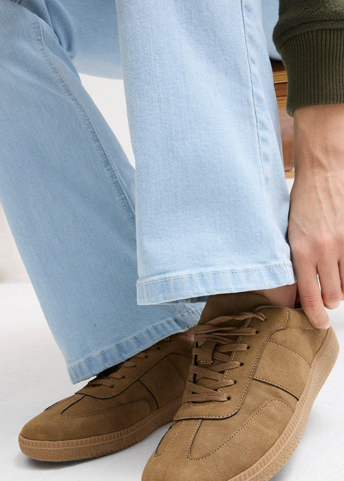 Bootcut traperice s visokim strukom