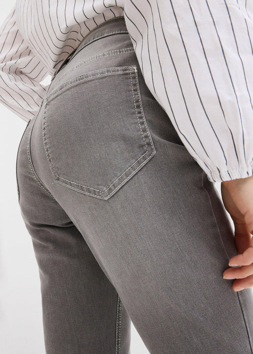 Bootcut traperice s visokim strukom