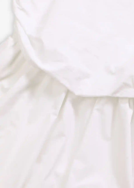 25040300