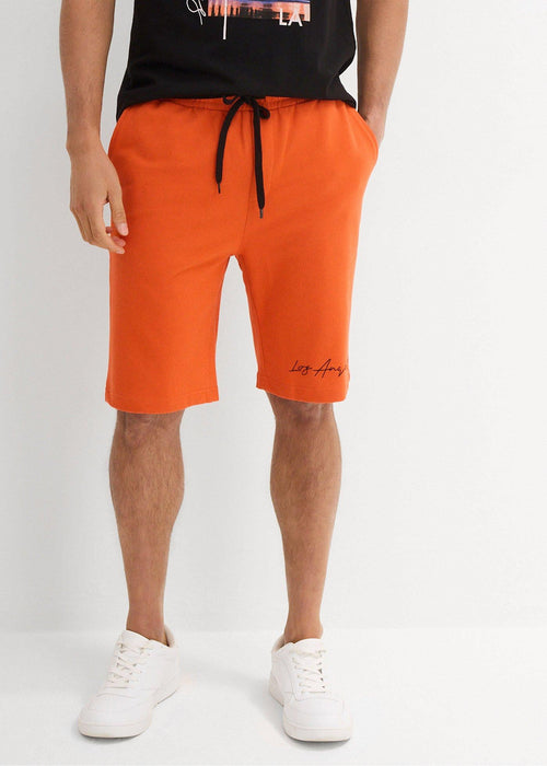 T-shirt majica i bermude od trikoa