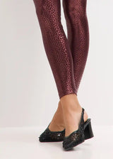 25148038