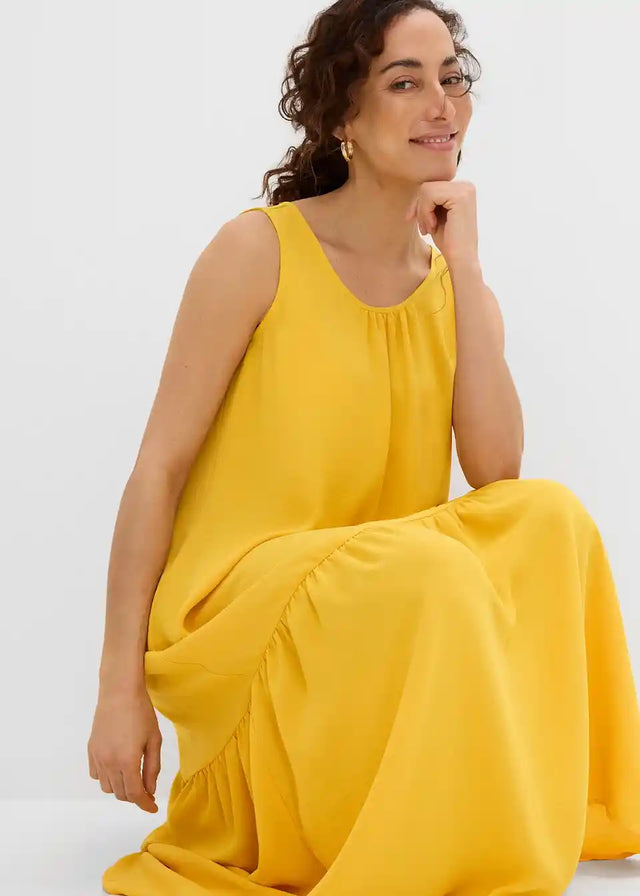 26052529