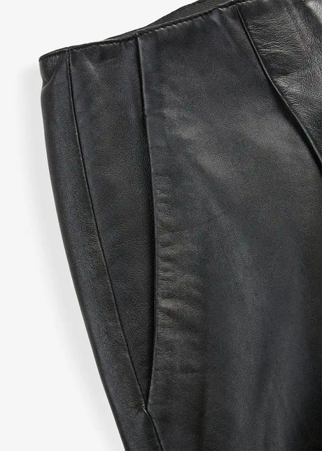 26073918