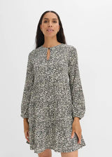 26087453