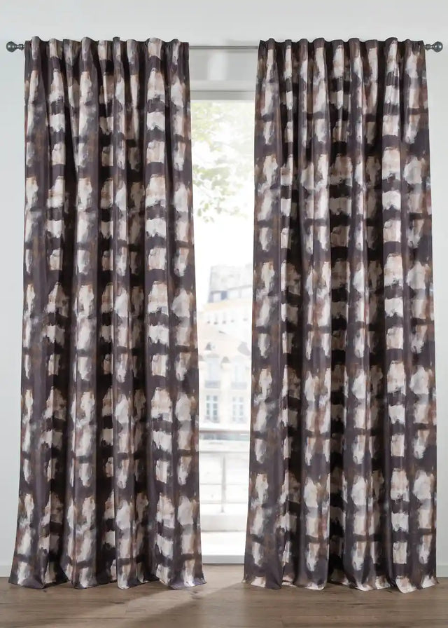 26108582