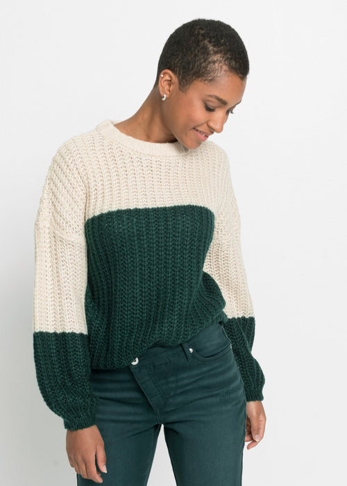 Pleteni pulover kontrastnih boja