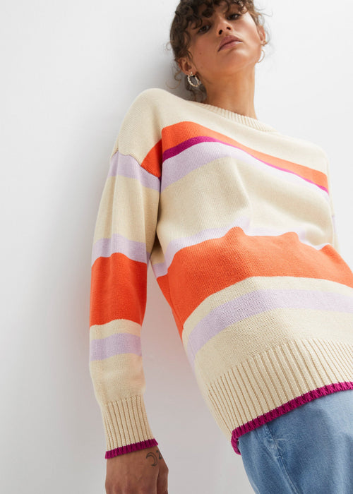 Pleteni pulover s prugama